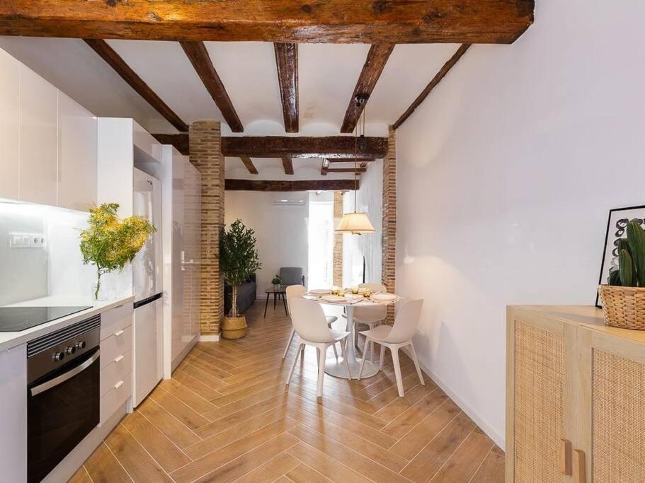 Beautiful Restored House With Terrace Βαλένθια Εξωτερικό φωτογραφία