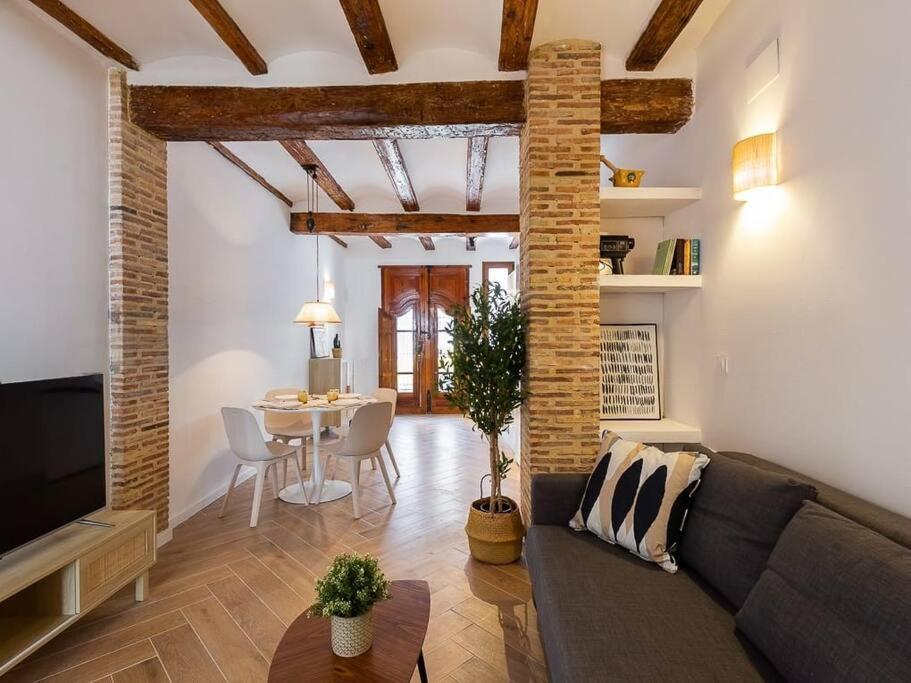 Beautiful Restored House With Terrace Βαλένθια Εξωτερικό φωτογραφία